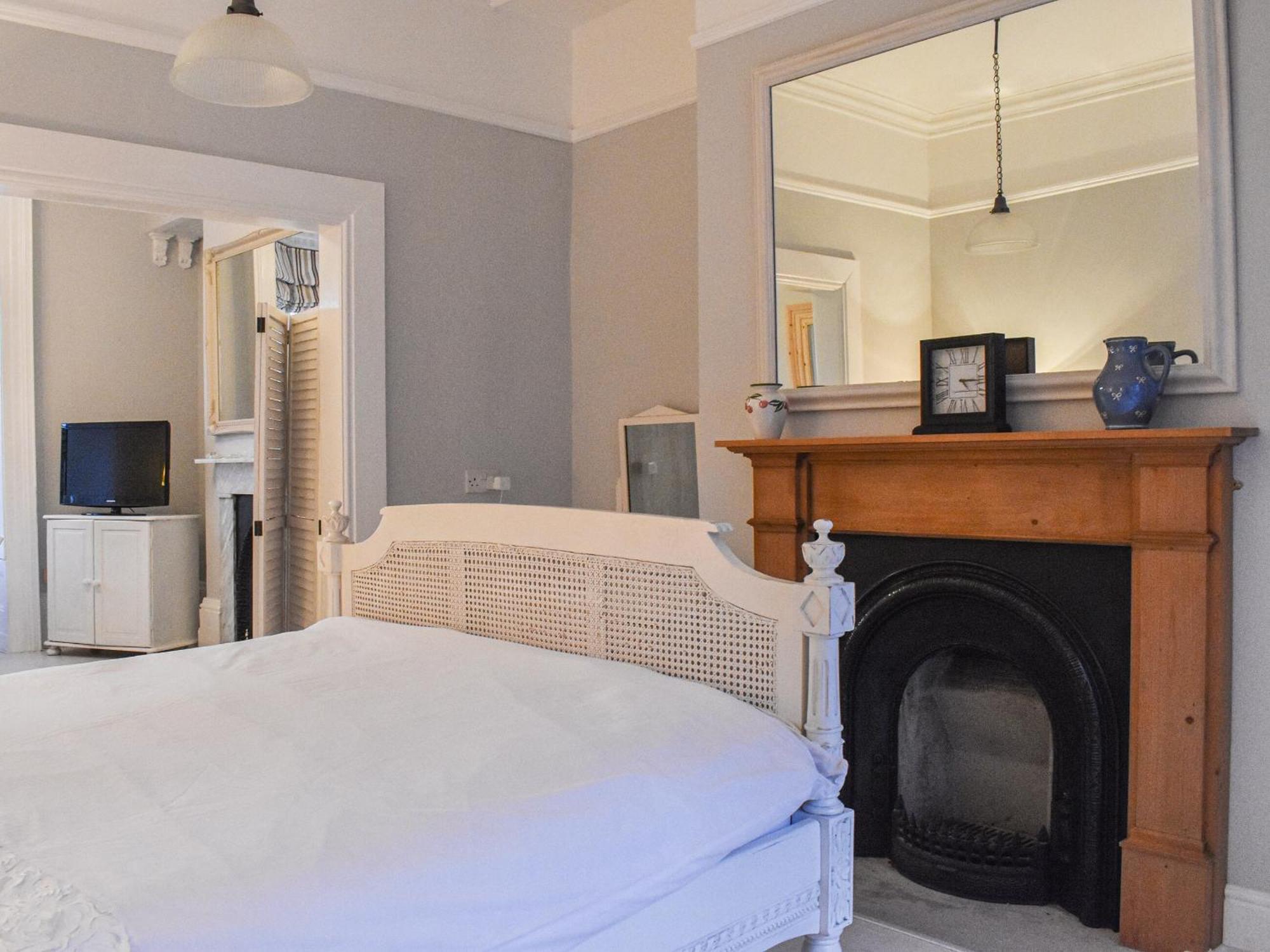 Whitby Bliss Villa ภายนอก รูปภาพ