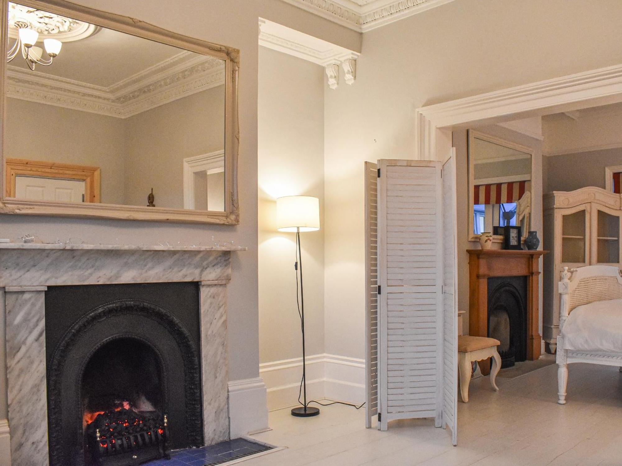 Whitby Bliss Villa ภายนอก รูปภาพ